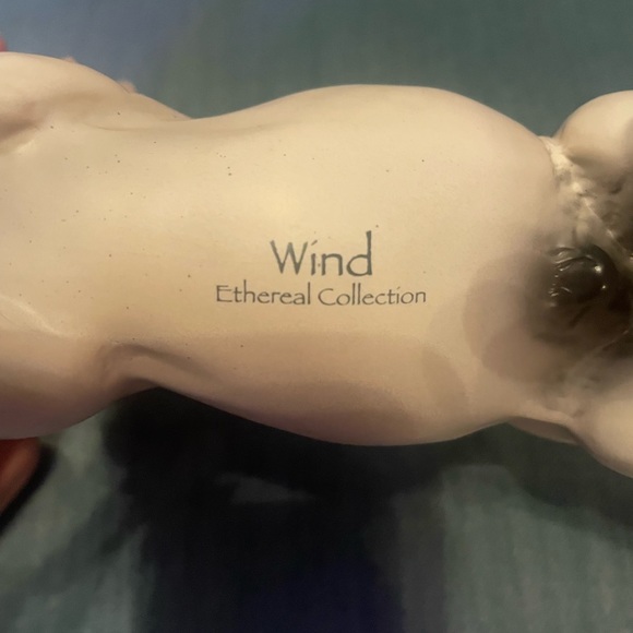 Breyer Ethereal Wind - Picture 5 of 6